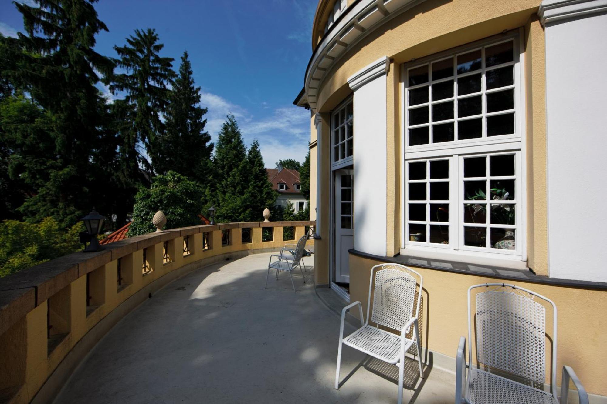 Hotel Park Villa Хайлброн Екстериор снимка