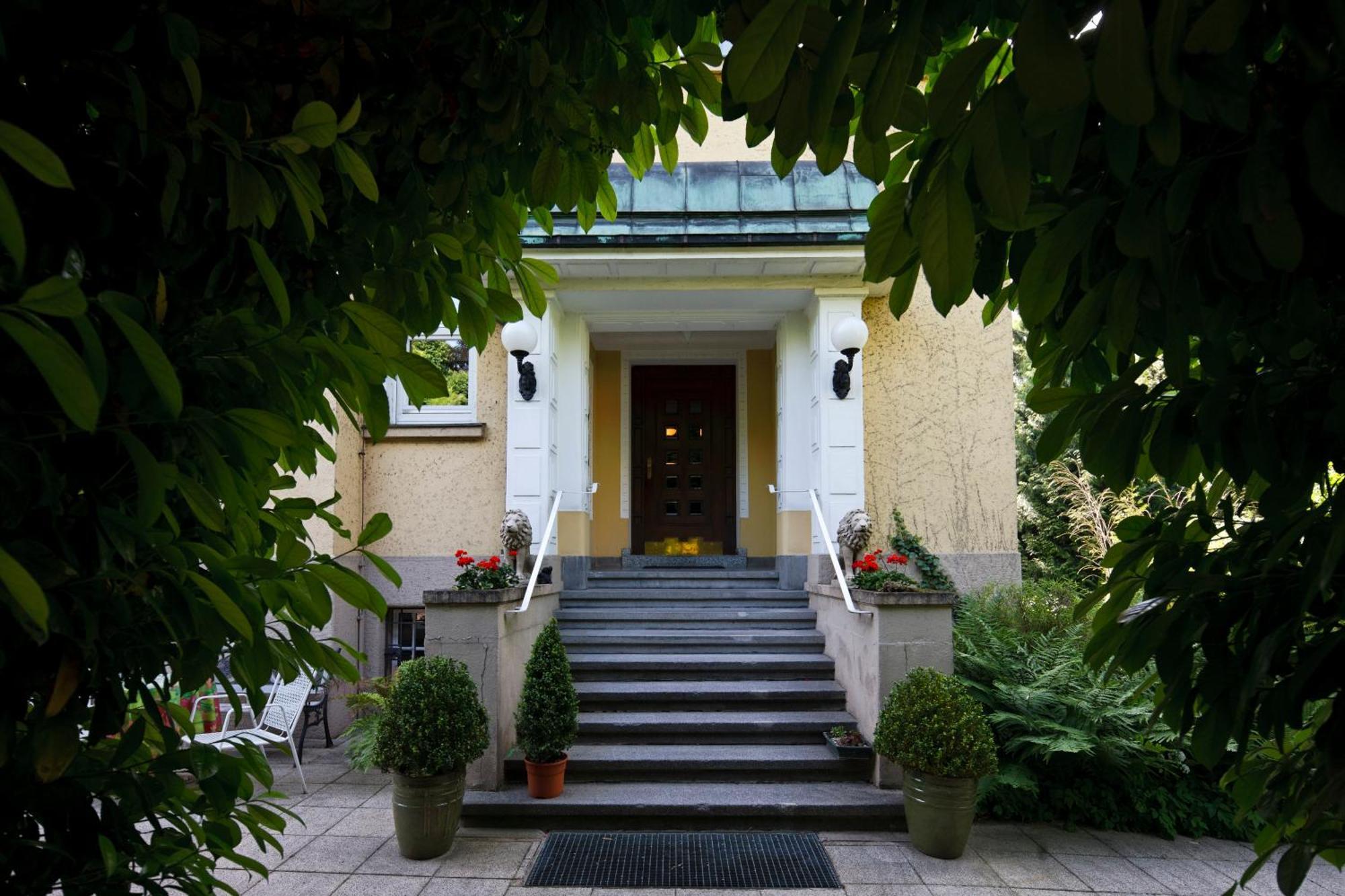 Hotel Park Villa Хайлброн Екстериор снимка